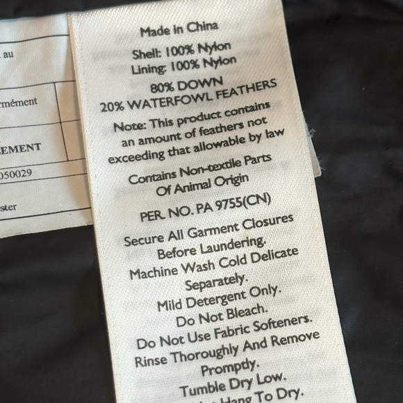 Eddie Bauer long black ultralight  down puffer coat Women’s S great for travel - Picture 12 of 14